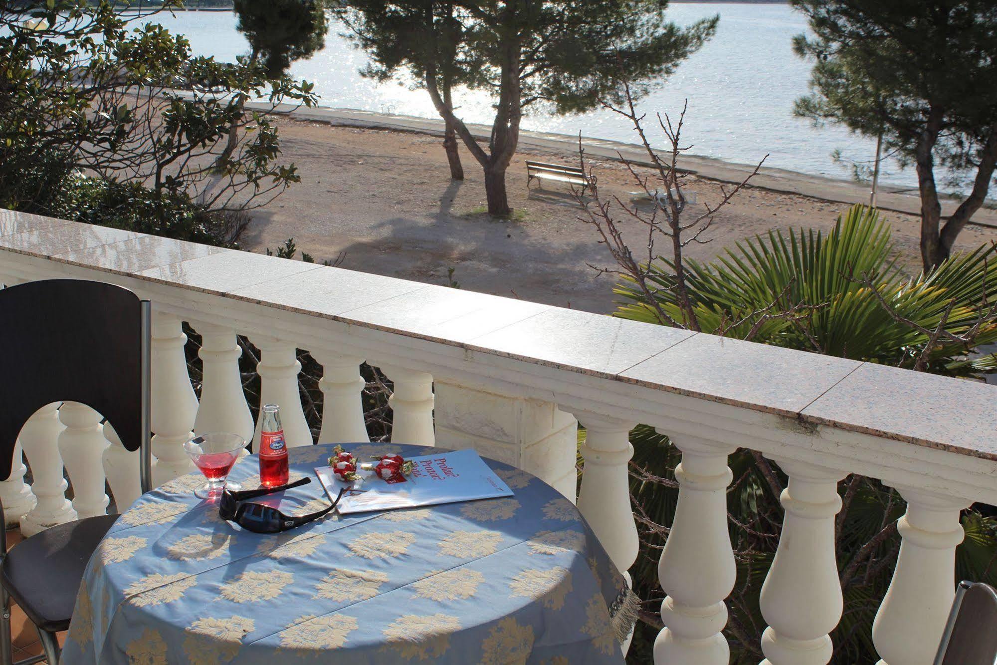 Diklo Beach Rooms-Adults Only Zadar Exterior photo